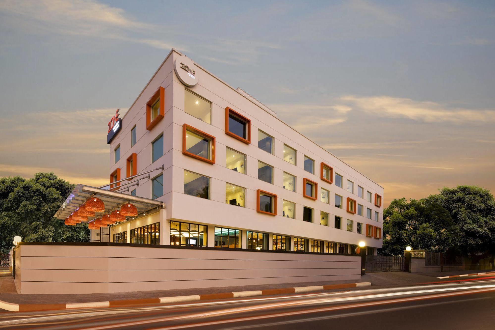 Zone By The Park Coimbatore Exterior foto